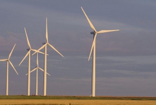 For Clean Energy, Storage Becomes Priority