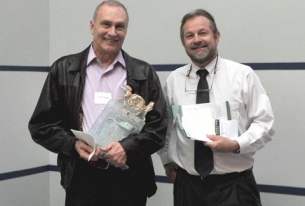 Grier receives award for blog